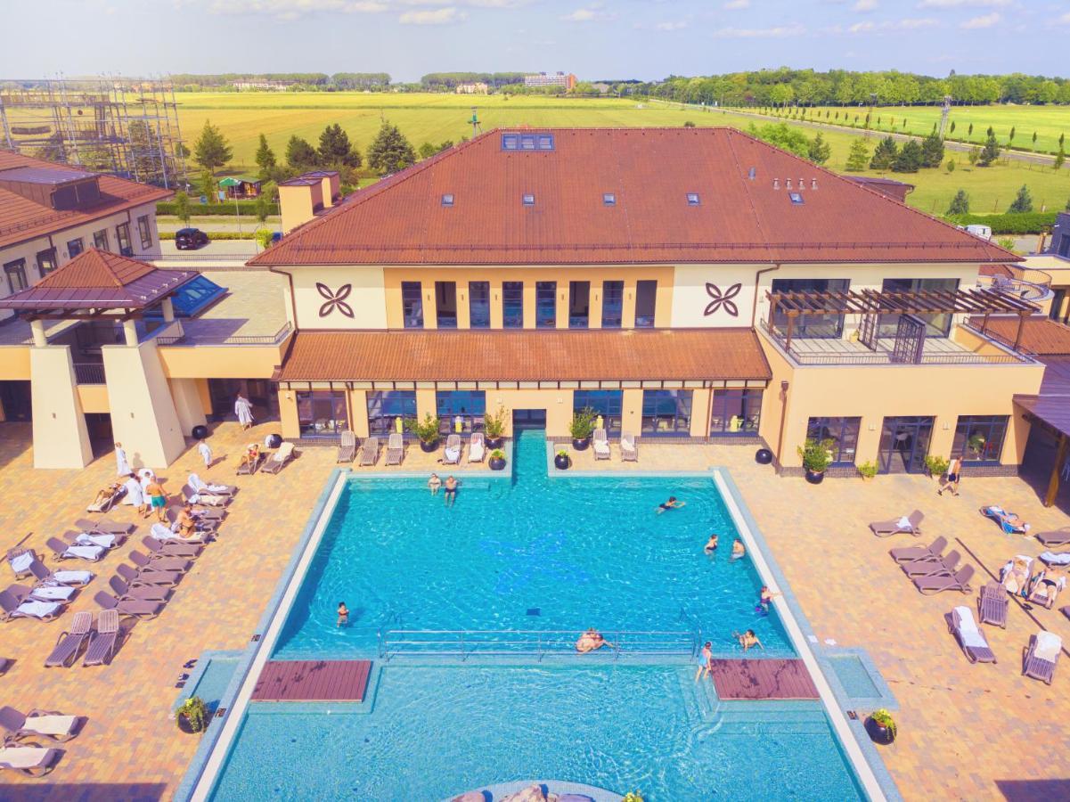 Caramell Premium Resort Superior Bük Exterior foto